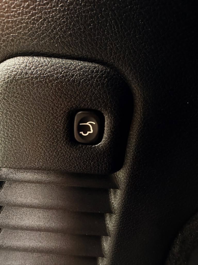 Used 2019 Jeep Grand Cherokee High Altitude AWD/4WD image 9