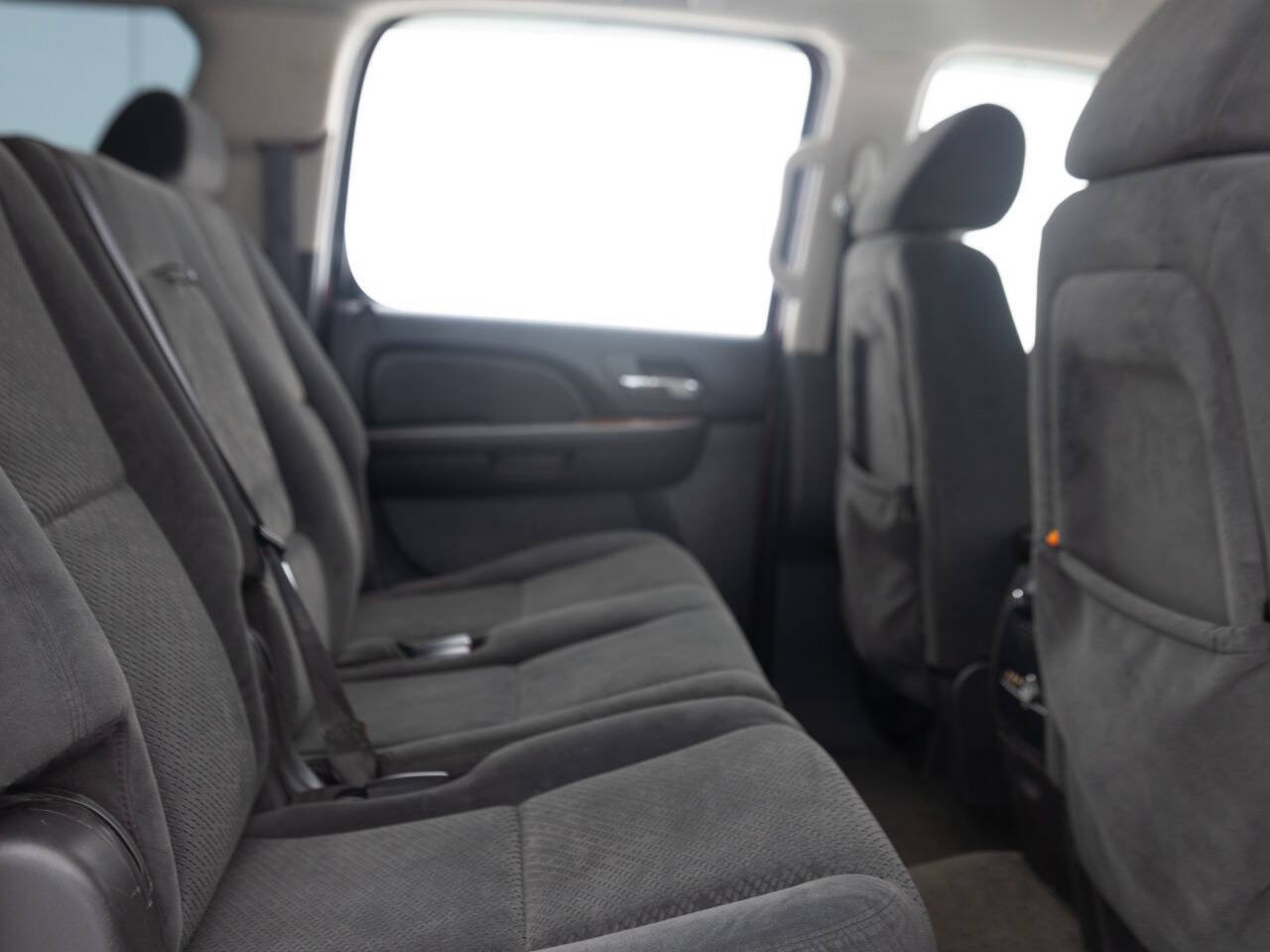 Used 2007 Chevrolet Suburban LT AWD/4WD image 36