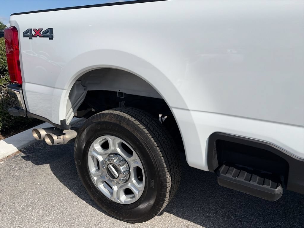 Used 2025 Ford F250 XLT AWD/4WD image 42