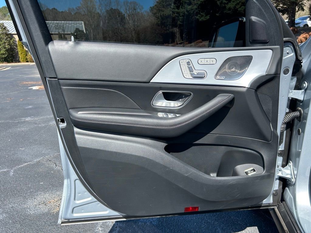 Used 2025 Mercedes-Benz GLS 450 4MATIC image 66