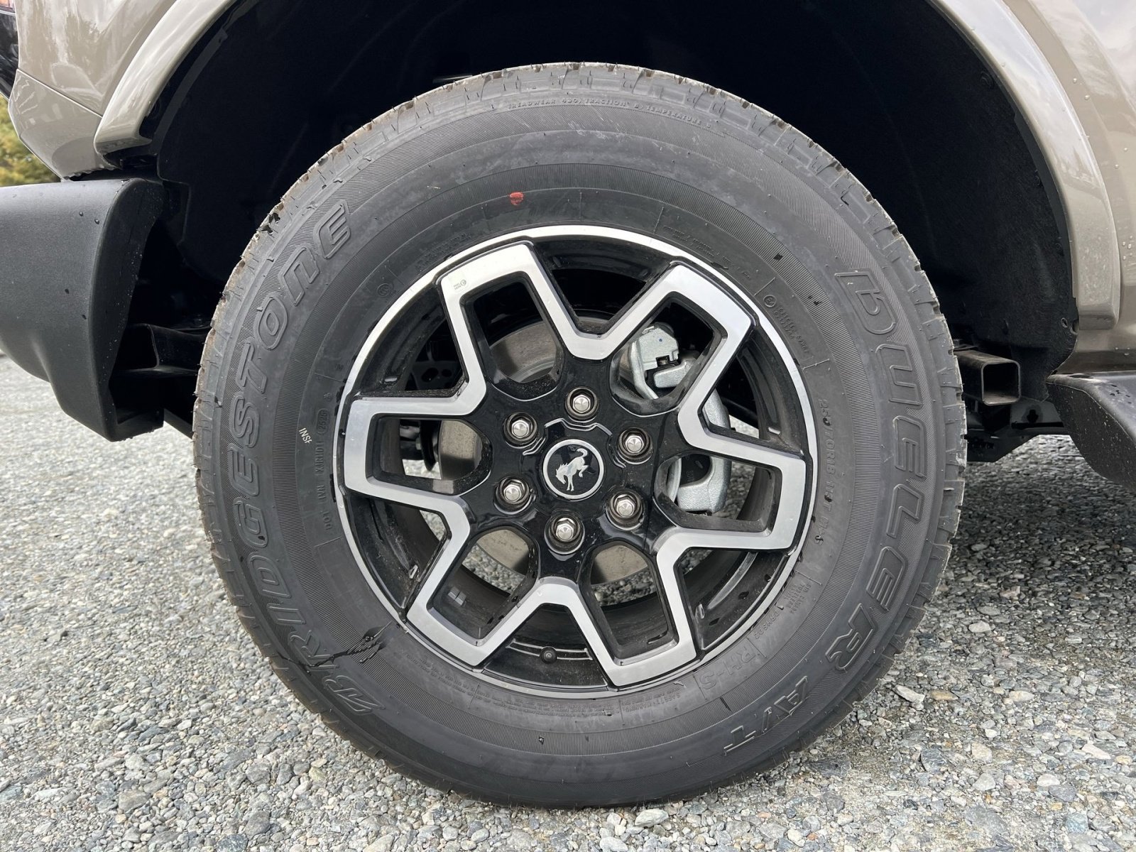 New 2025 Ford Bronco Outer Banks image 12