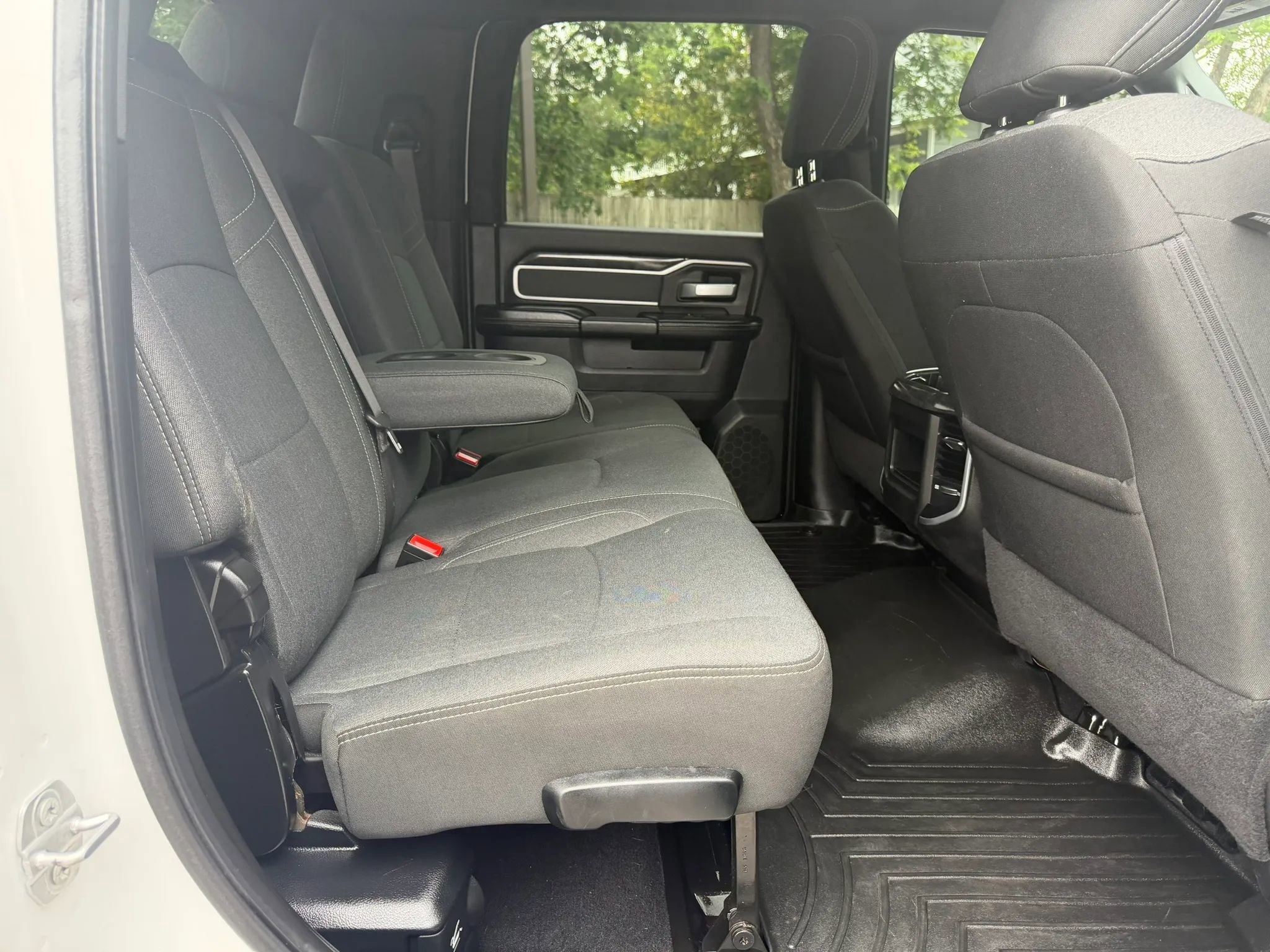 Used 2021 RAM 2500 Lone Star w/ Night Edition AWD/4WD image 11