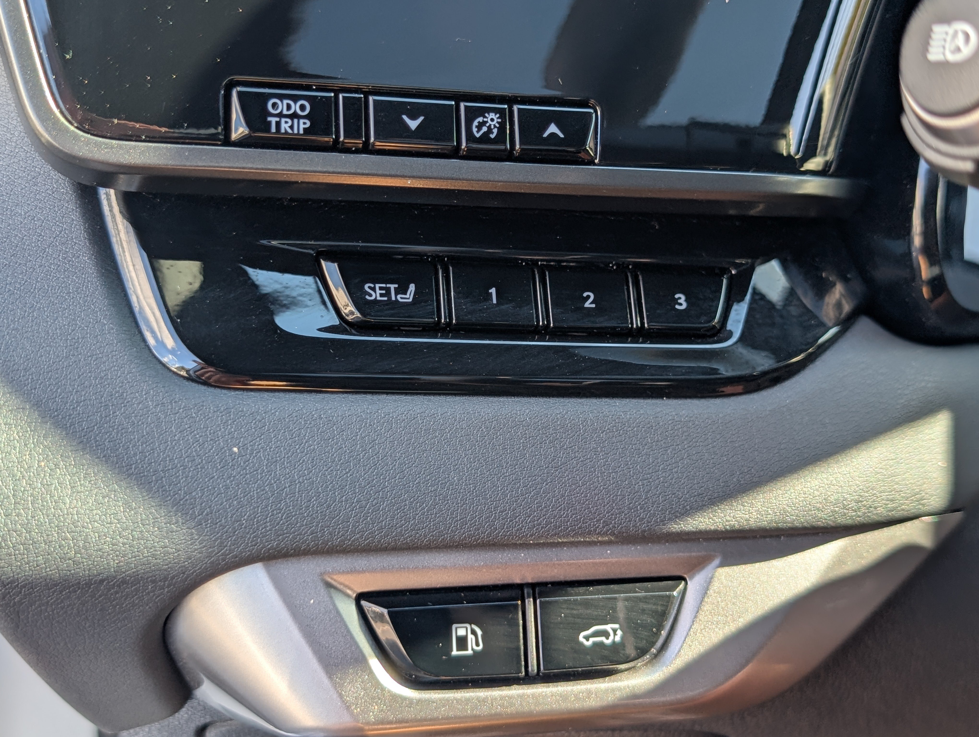 Used 2025 Lexus RX 350 w/ Convenience Package AWD/4WD image 22