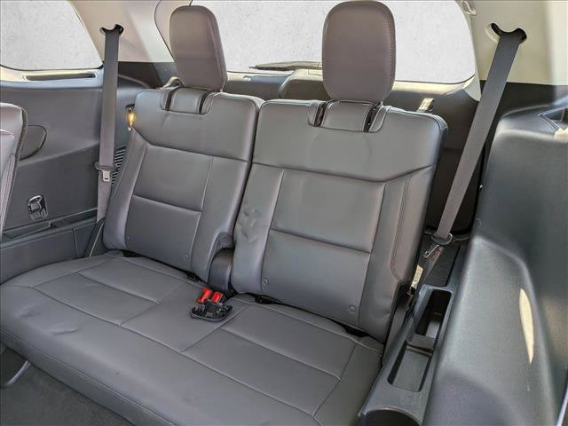 Used 2025 Ford Explorer Active AWD/4WD image 19