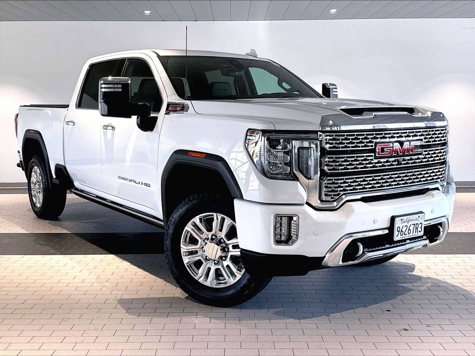 Used 2023 GMC Sierra 3500 Denali w/ Denali Ultimate Package AWD/4WD image 12