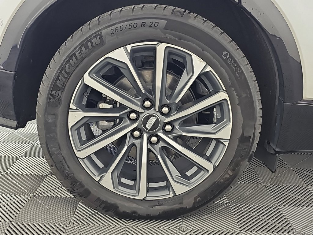 Used 2024 Cadillac Lyriq Sport RWD image 10