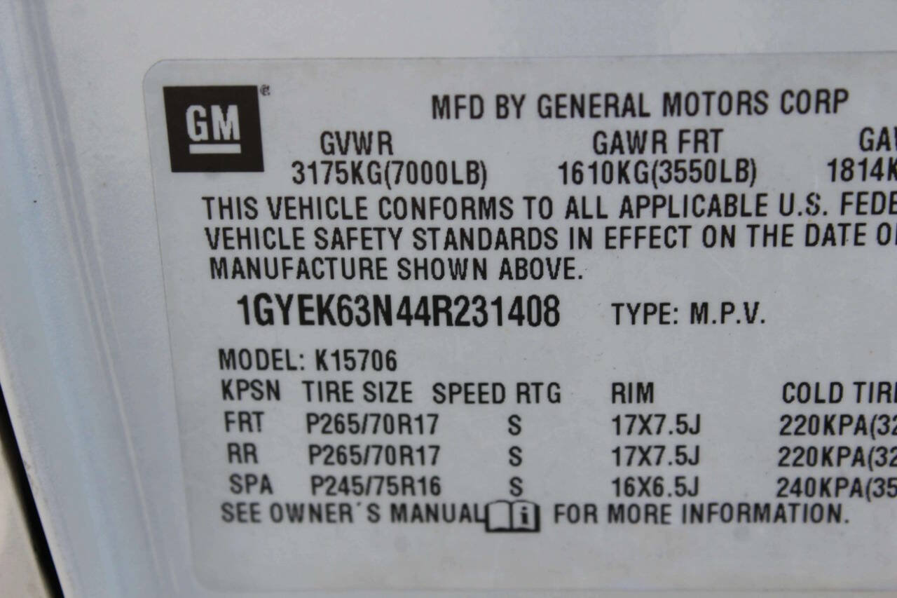 Used 2004 Cadillac Escalade AWD image 11