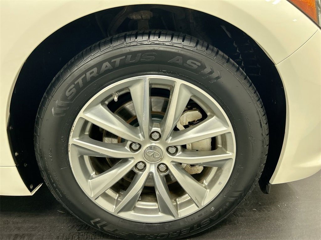 Used 2017 INFINITI Q50 Premium w/ 2.0T Premium Plus Package image 8