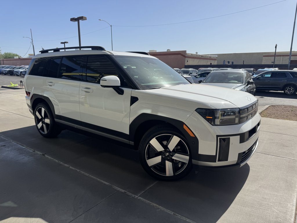 Used 2024 Hyundai Santa Fe Limited image 6