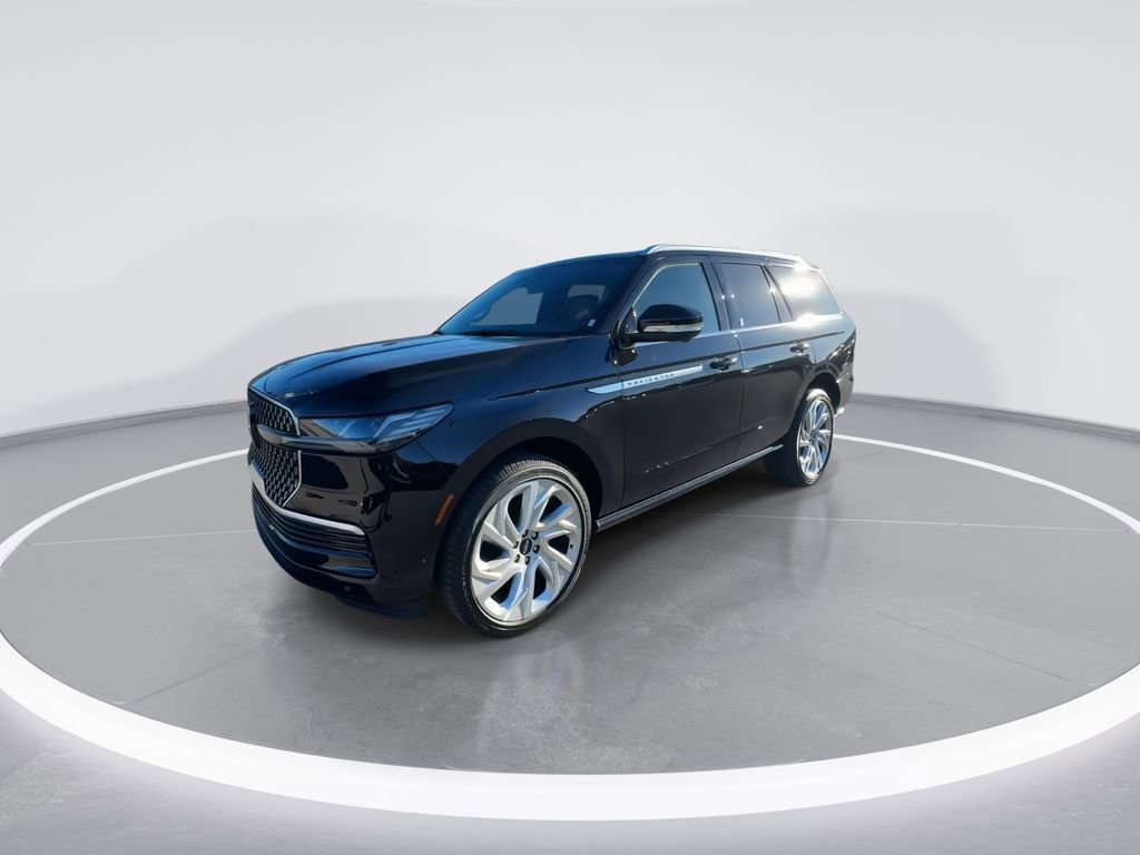 New 2025 Lincoln Navigator Reserve image 4