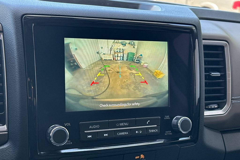 Used 2022 Nissan Frontier SV w/ Technology Package RWD image 18