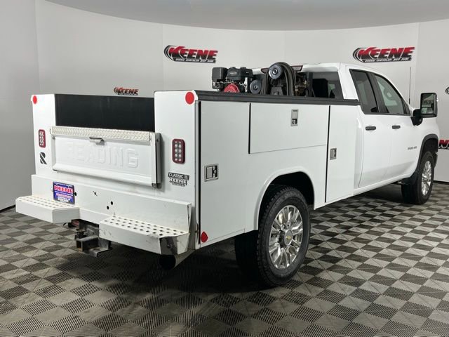 Used 2023 Chevrolet Silverado 3500 W/T w/ WT Convenience Package image 3
