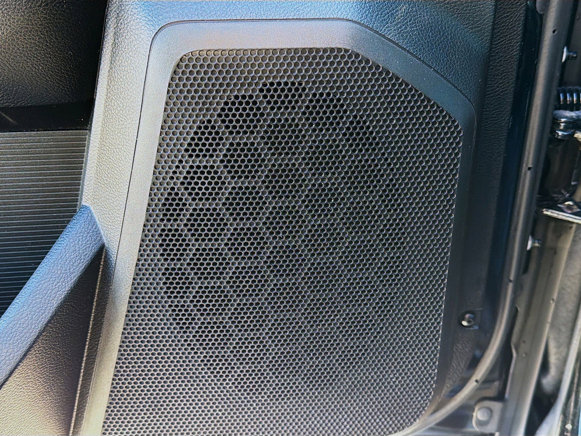 Used 2019 RAM 1500 Classic SLT w/ Luxury Group image 22