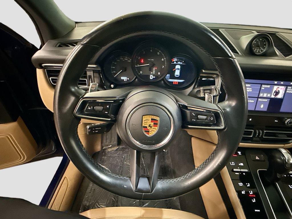 Used 2022 Porsche Macan image 12