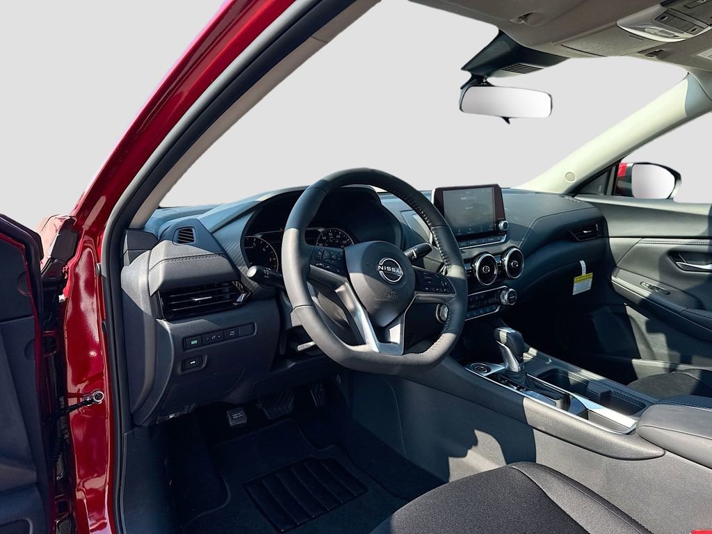Used 2025 Nissan Sentra SV w/ All-Weather Package FWD image 9