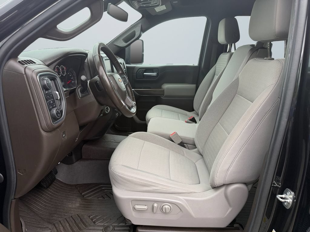 Used 2020 Chevrolet Silverado 1500 LT w/ All-Star Edition AWD/4WD image 9