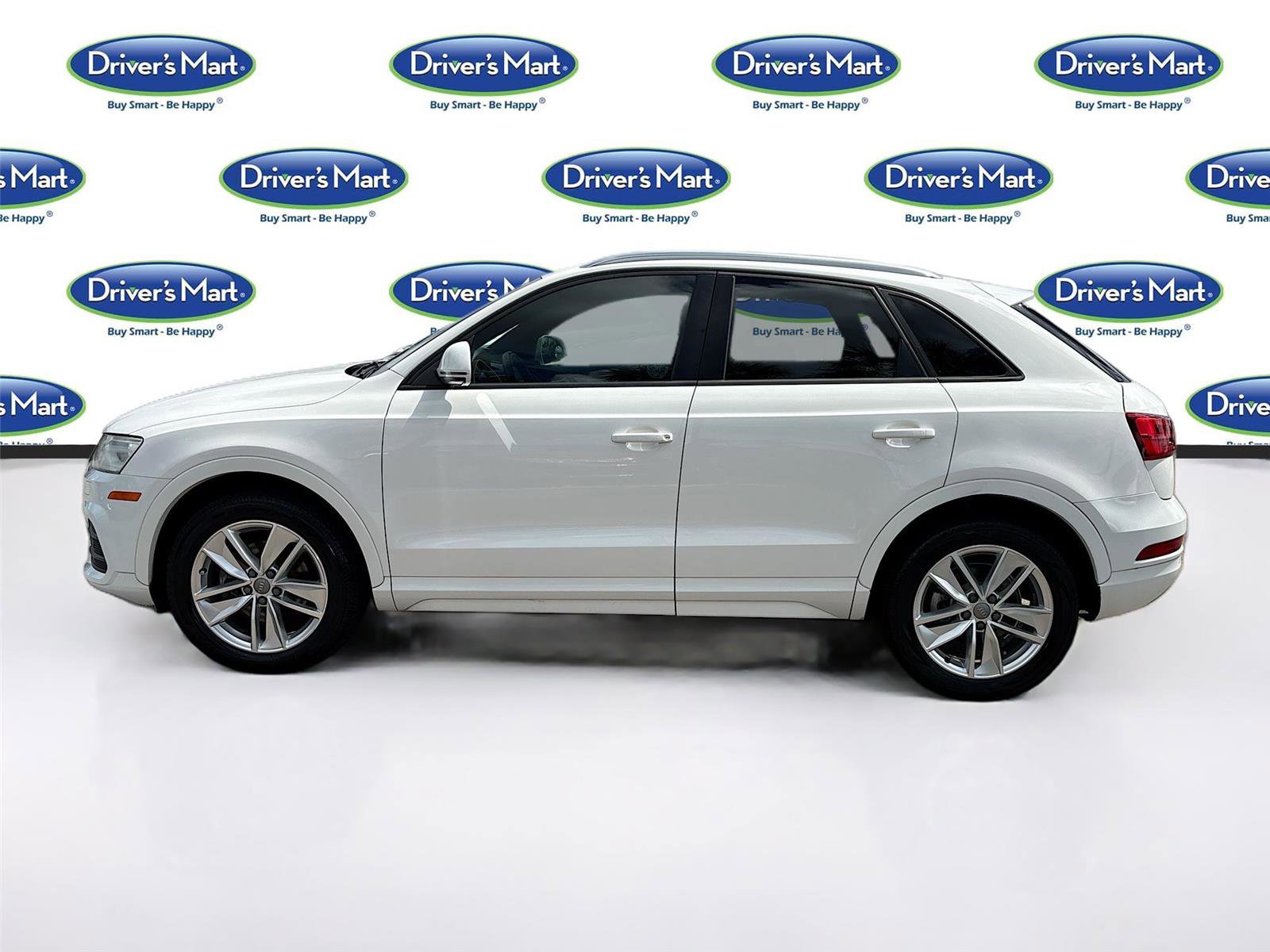 Used 2017 Audi Q3 2.0T Premium w/ Convenience Package FWD image 4