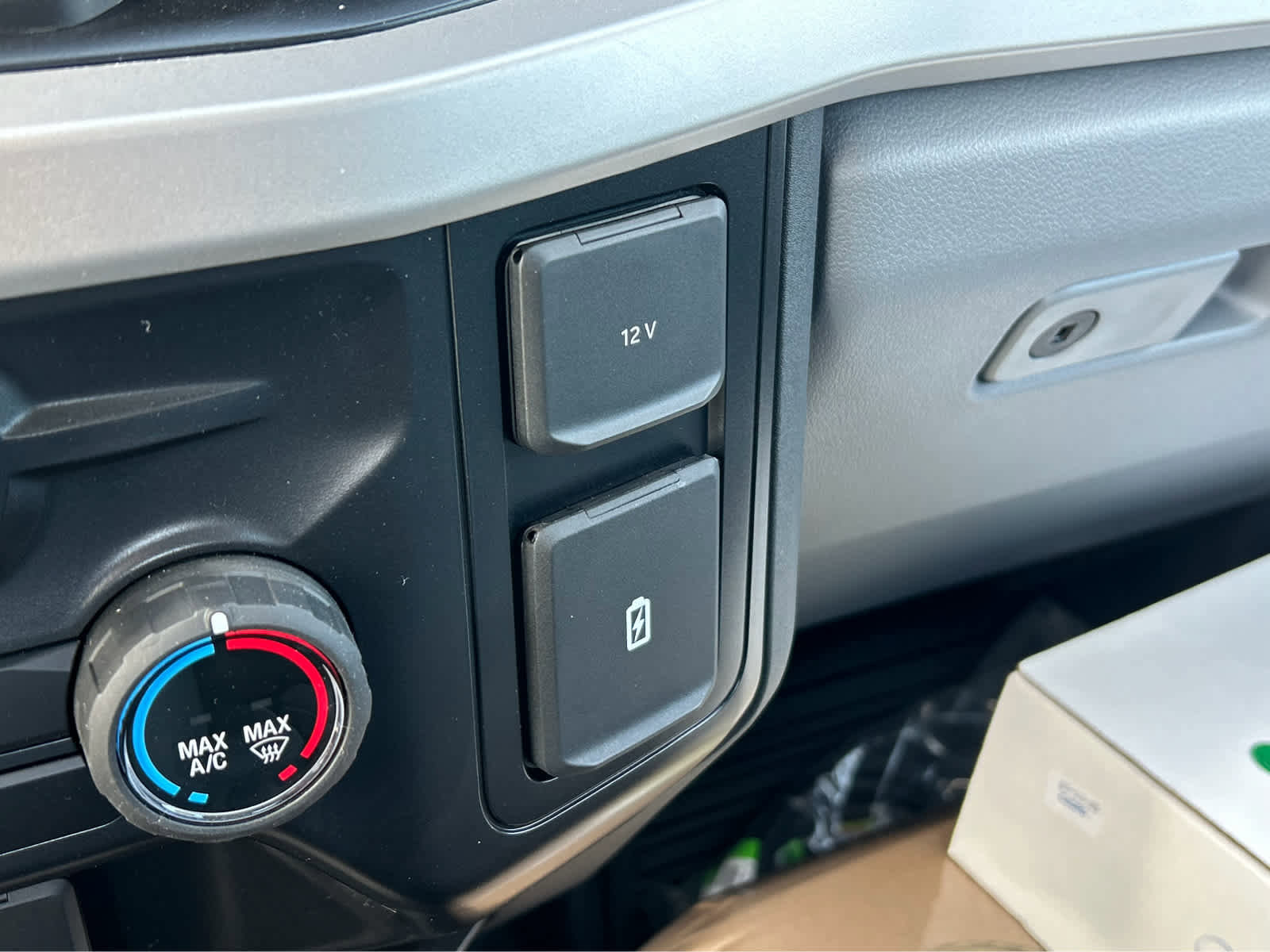 New 2025 Ford F350 XL w/ XL Chrome Package image 39