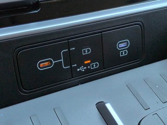 Used 2026 Hyundai Santa Fe SE FWD image 20