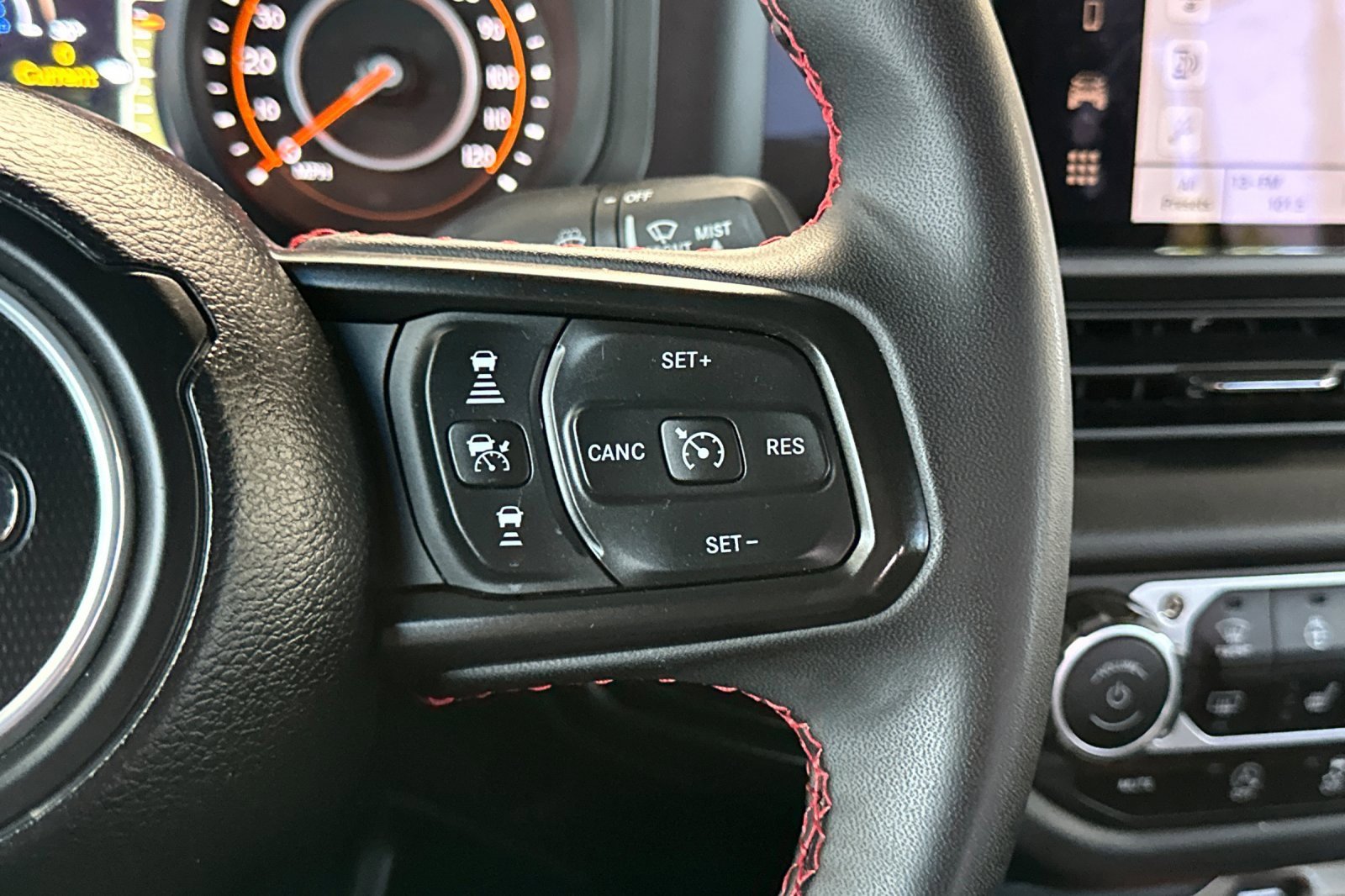 Used 2024 Jeep Wrangler Rubicon w/ Convenience Group image 39