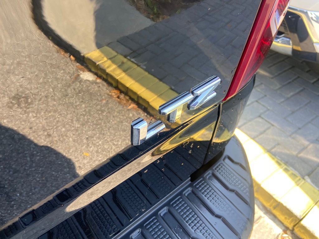 Used 2024 Chevrolet Silverado 1500 LTZ w/ Technology Package image 8