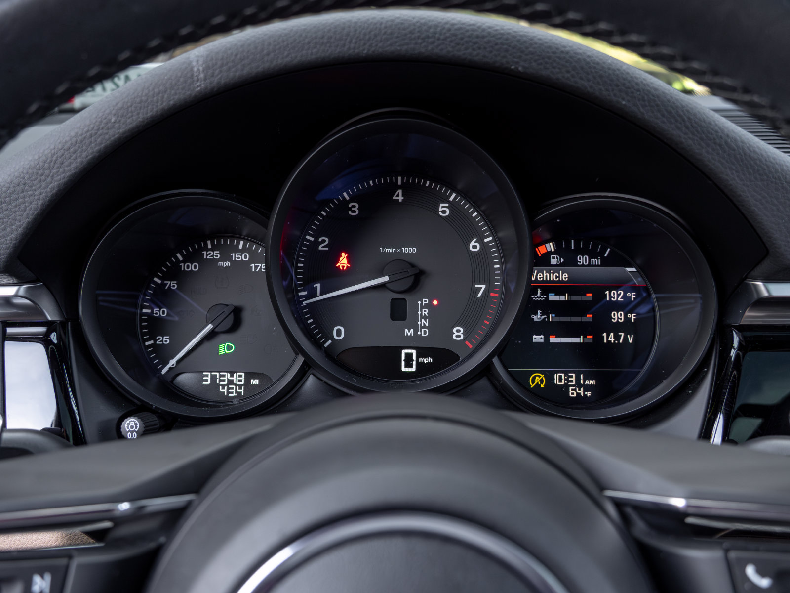 Certified 2023 Porsche Macan AWD/4WD image 32