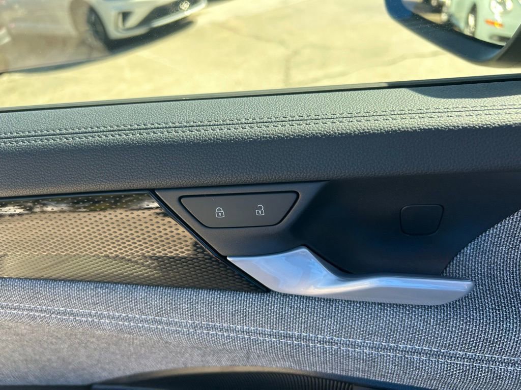 Used 2025 Volkswagen Tiguan S image 44