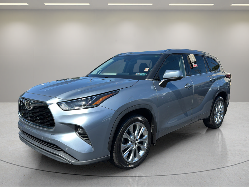 Used 2021 Toyota Highlander Limited AWD/4WD video 1