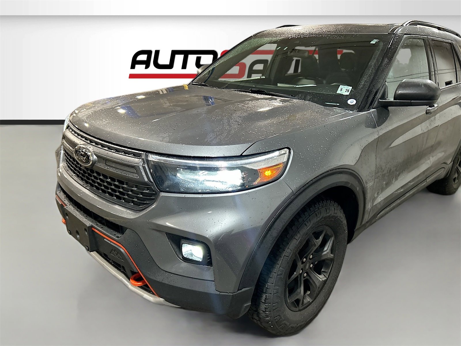 Used 2023 Ford Explorer Timberline image 3