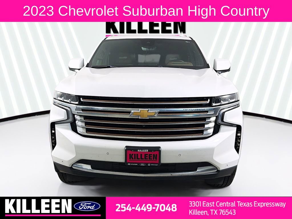 Used 2023 Chevrolet Suburban High Country RWD image 2