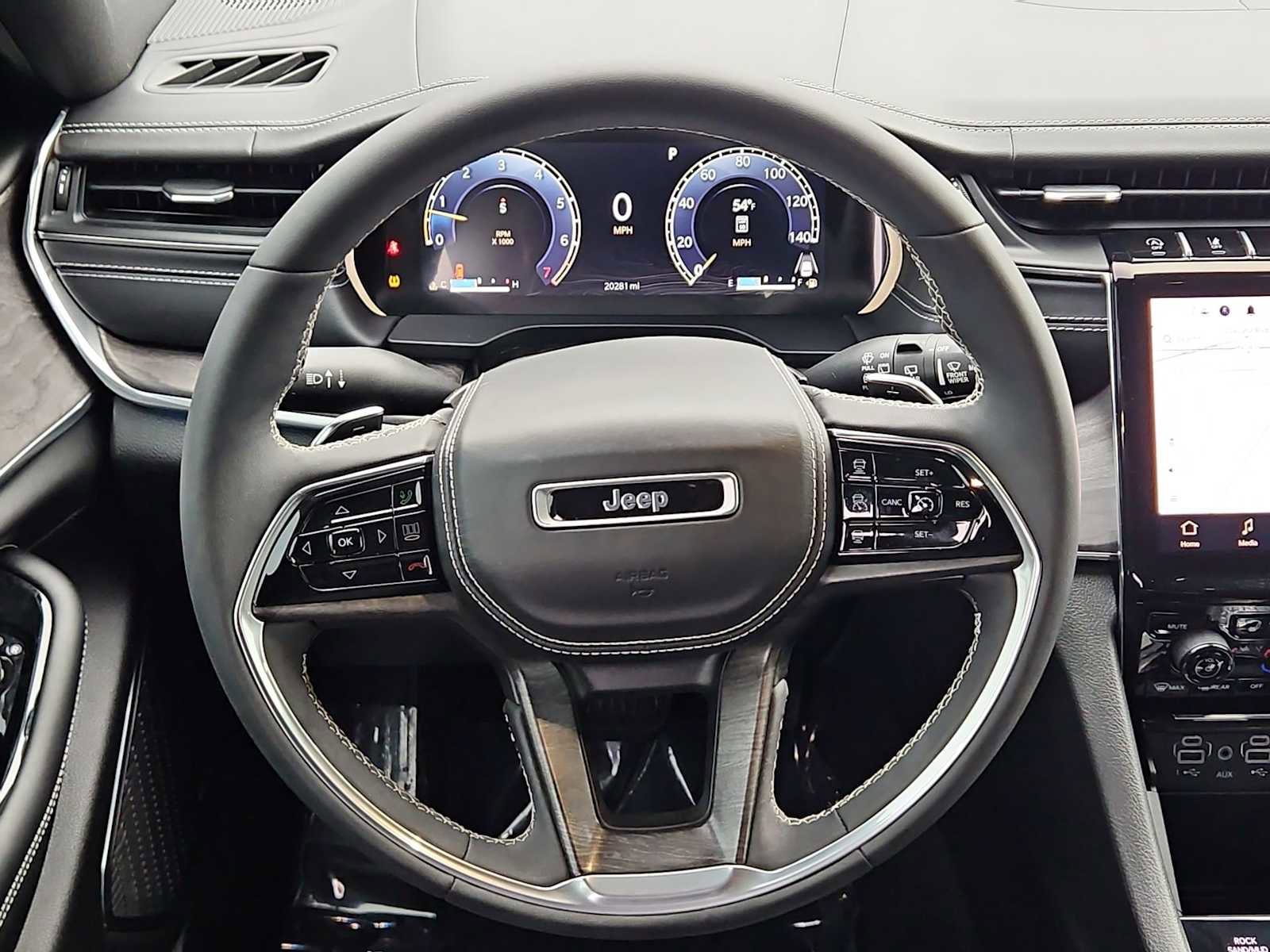 Used 2023 Jeep Grand Cherokee Overland image 24