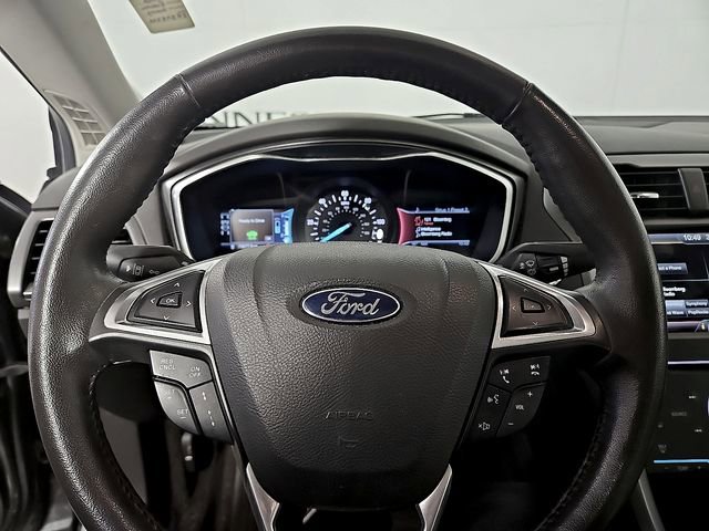 Used 2014 Ford Fusion Energi Titanium w/ Driver Assist Package image 18