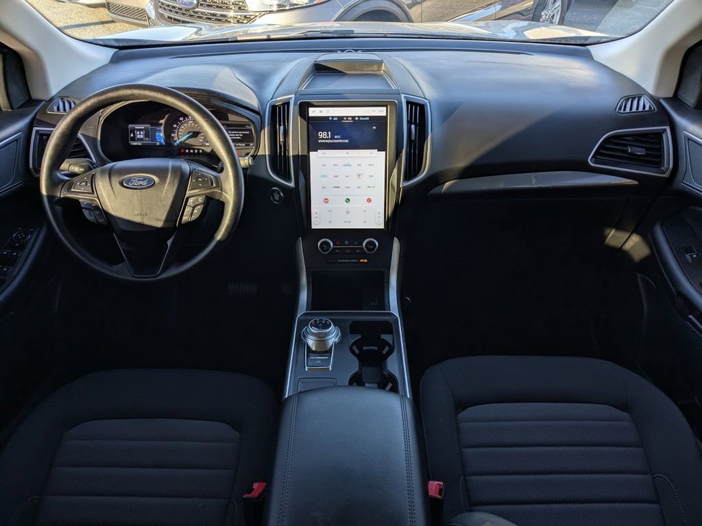 Used 2024 Ford Edge SE w/ Cargo Accessory Package image 13
