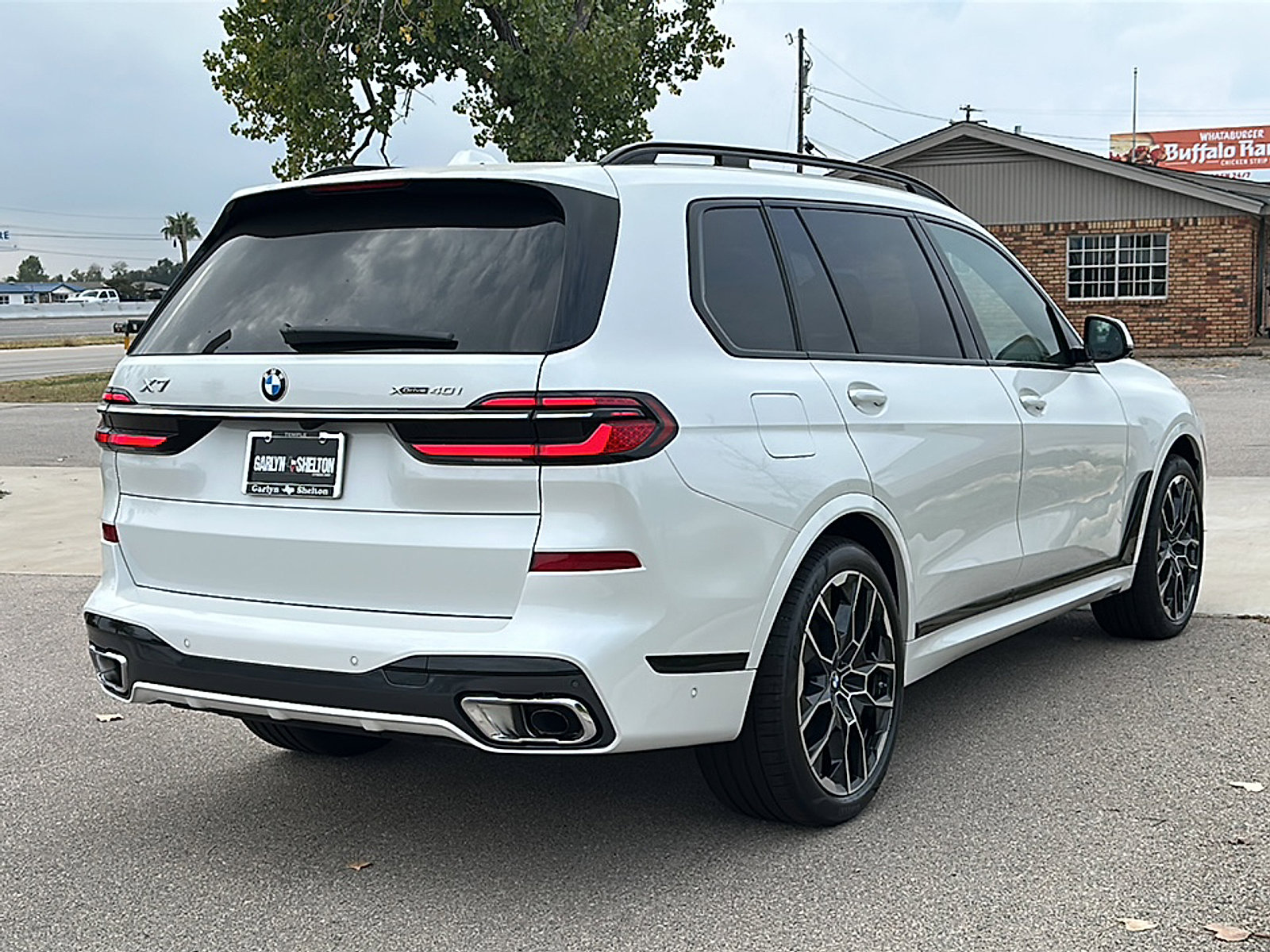 New 2026 BMW X7 xDrive40i w/ M Sport Package image 8