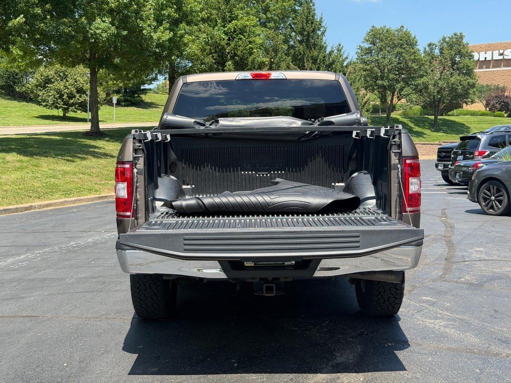 Used 2019 Ford F150 XLT AWD/4WD image 4