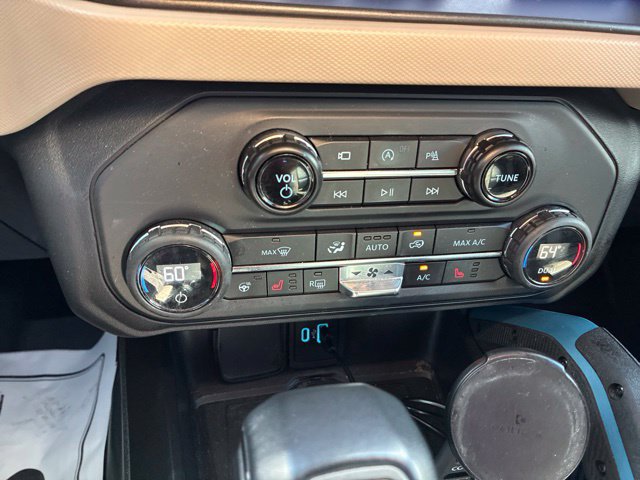 Used 2023 Ford Bronco Wildtrak AWD/4WD image 29