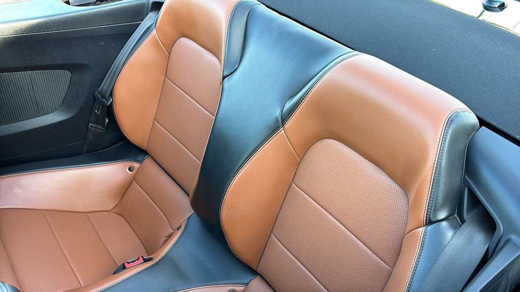 Used 2018 Ford Mustang GT Premium RWD image 8
