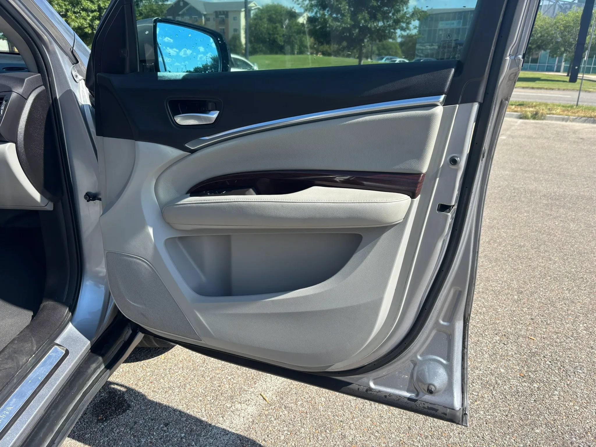 Used 2016 Acura MDX FWD w/ Technology Package image 23