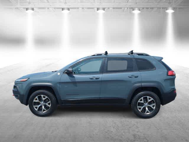 Used 2015 Jeep Cherokee Trailhawk w/ Leather Interior Group AWD/4WD image 5