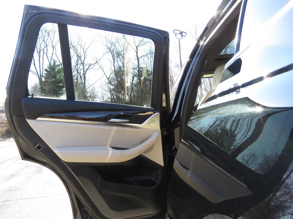 Used 2018 BMW X3 xDrive30i AWD/4WD image 19