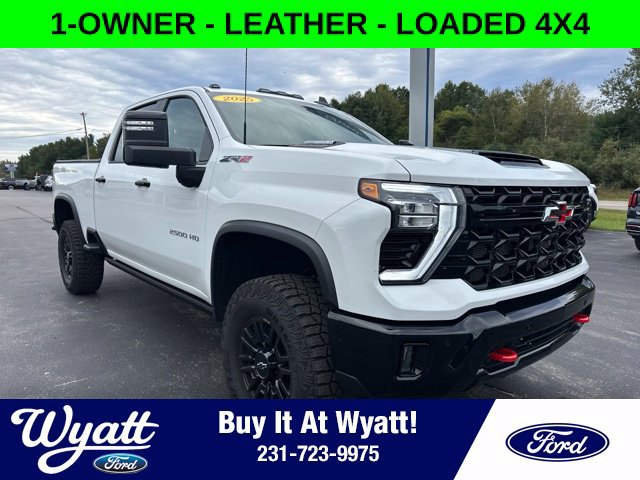Used 2025 Chevrolet Silverado 2500 ZR2 w/ Technology Package