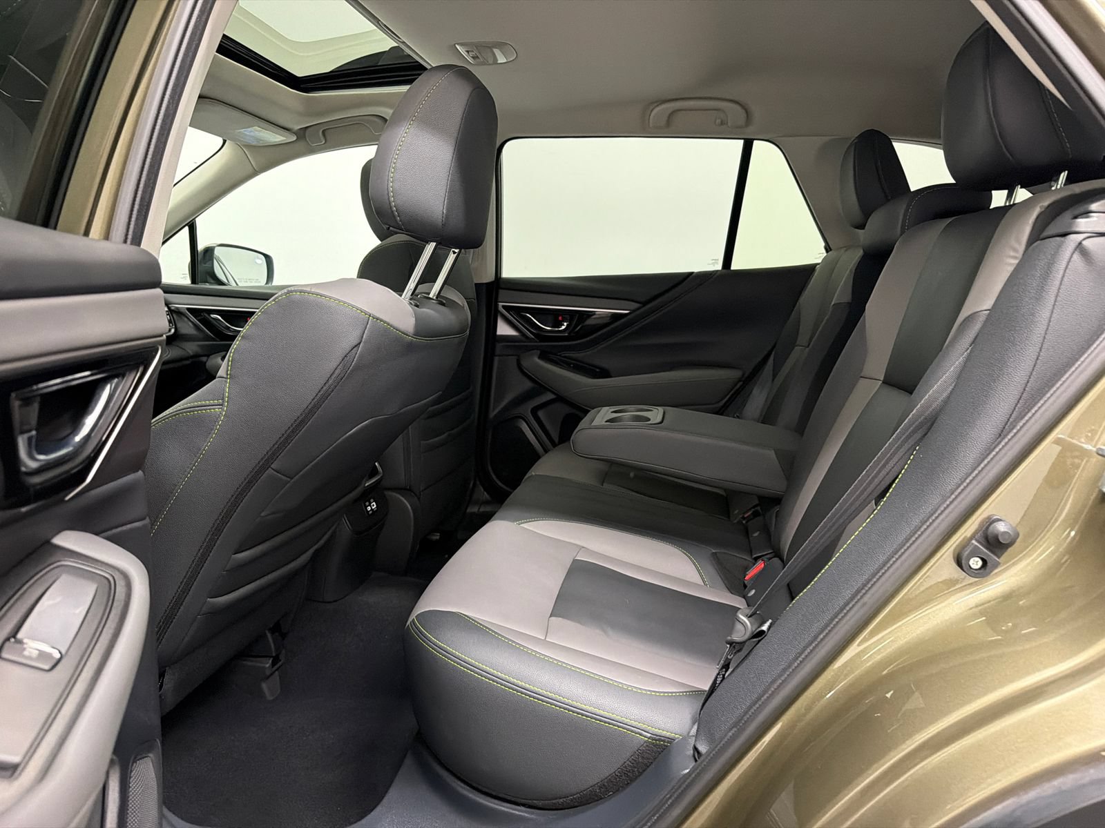Used 2024 Subaru Outback Onyx Edition AWD/4WD image 20