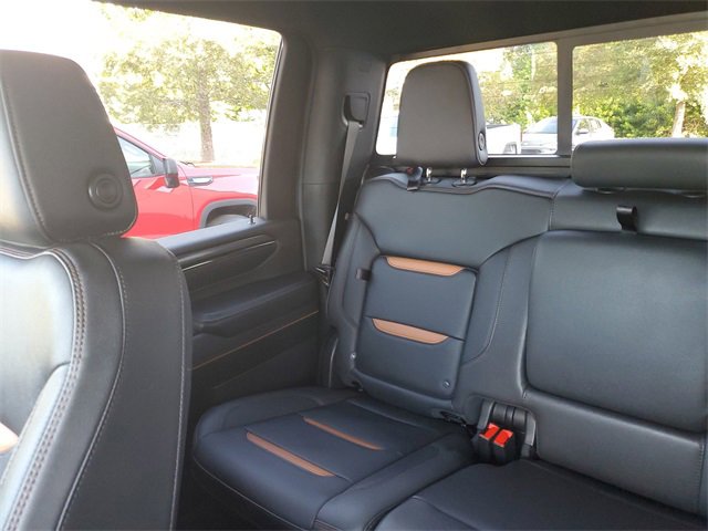 Used 2024 GMC Sierra 2500 AT4 w/ AT4 Premium Plus Package image 12