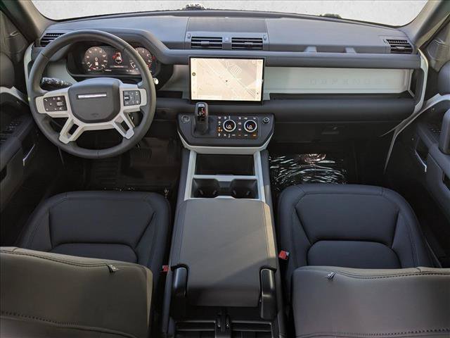 Certified 2025 Land Rover Defender 110 S AWD/4WD image 18