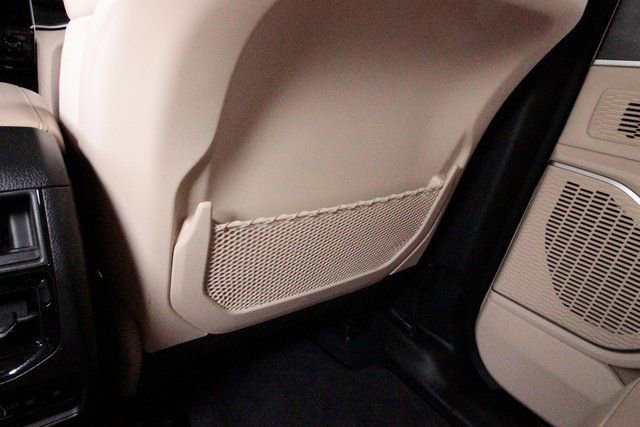 Used 2022 Jeep Grand Cherokee Limited 4xe image 30