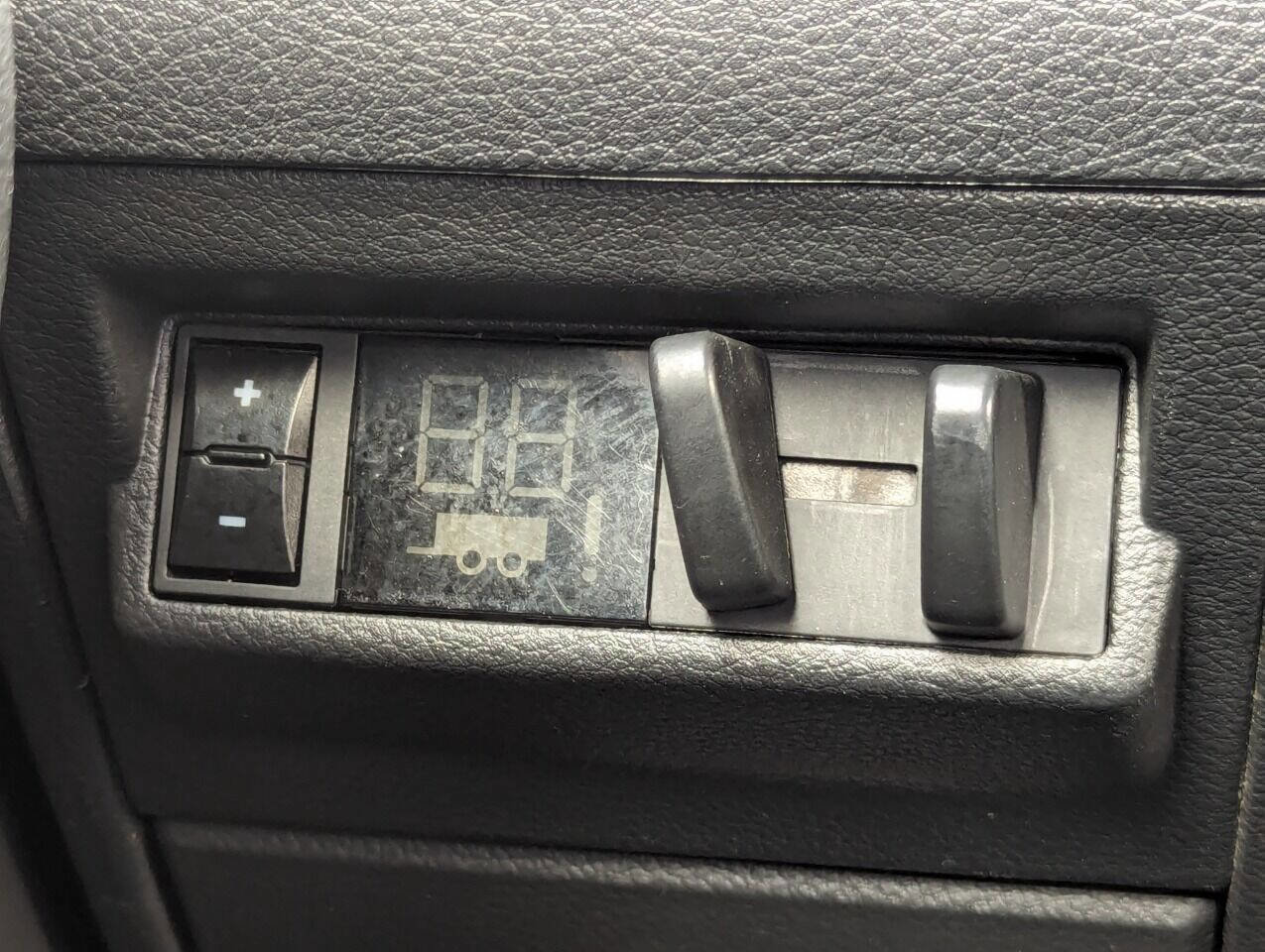 Used 2012 RAM 1500 Laramie image 24