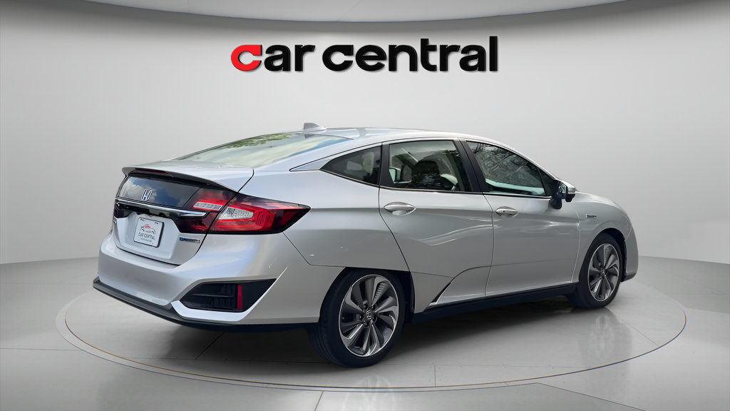 Used 2020 Honda Clarity Plug-In Hybrid image 5