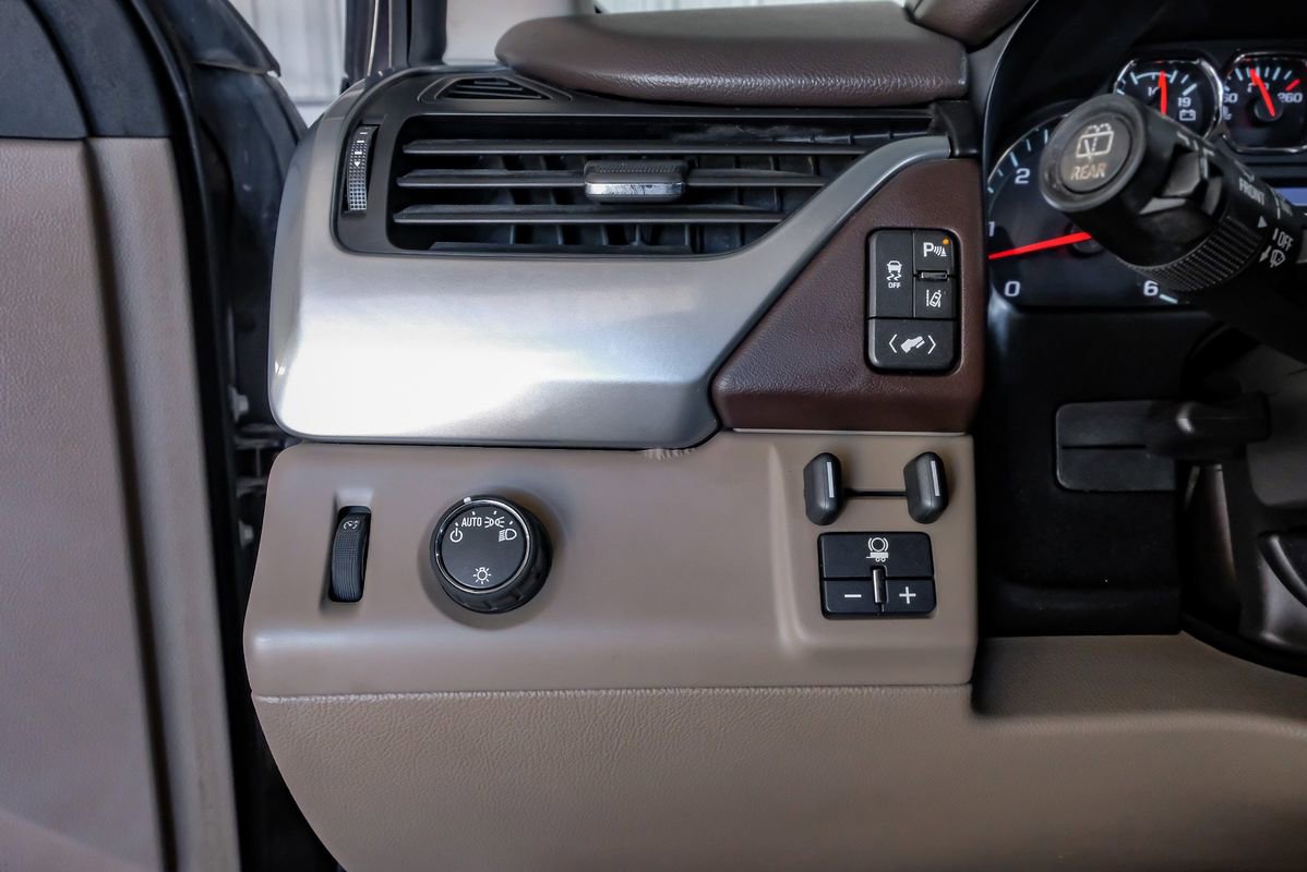 Used 2015 Chevrolet Suburban LT w/ Max Trailering Package image 26