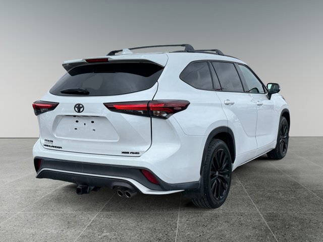 Certified 2024 Toyota Highlander XSE image 5