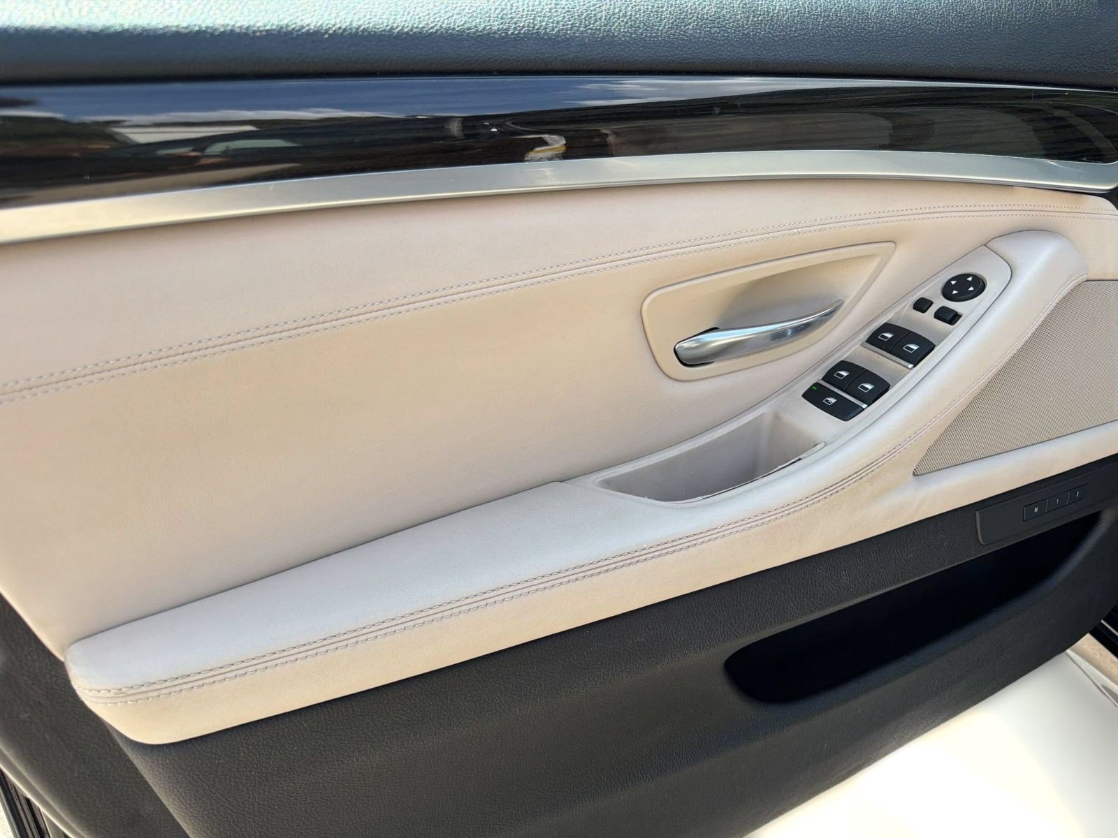 Used 2014 BMW 550i Sedan RWD image 12